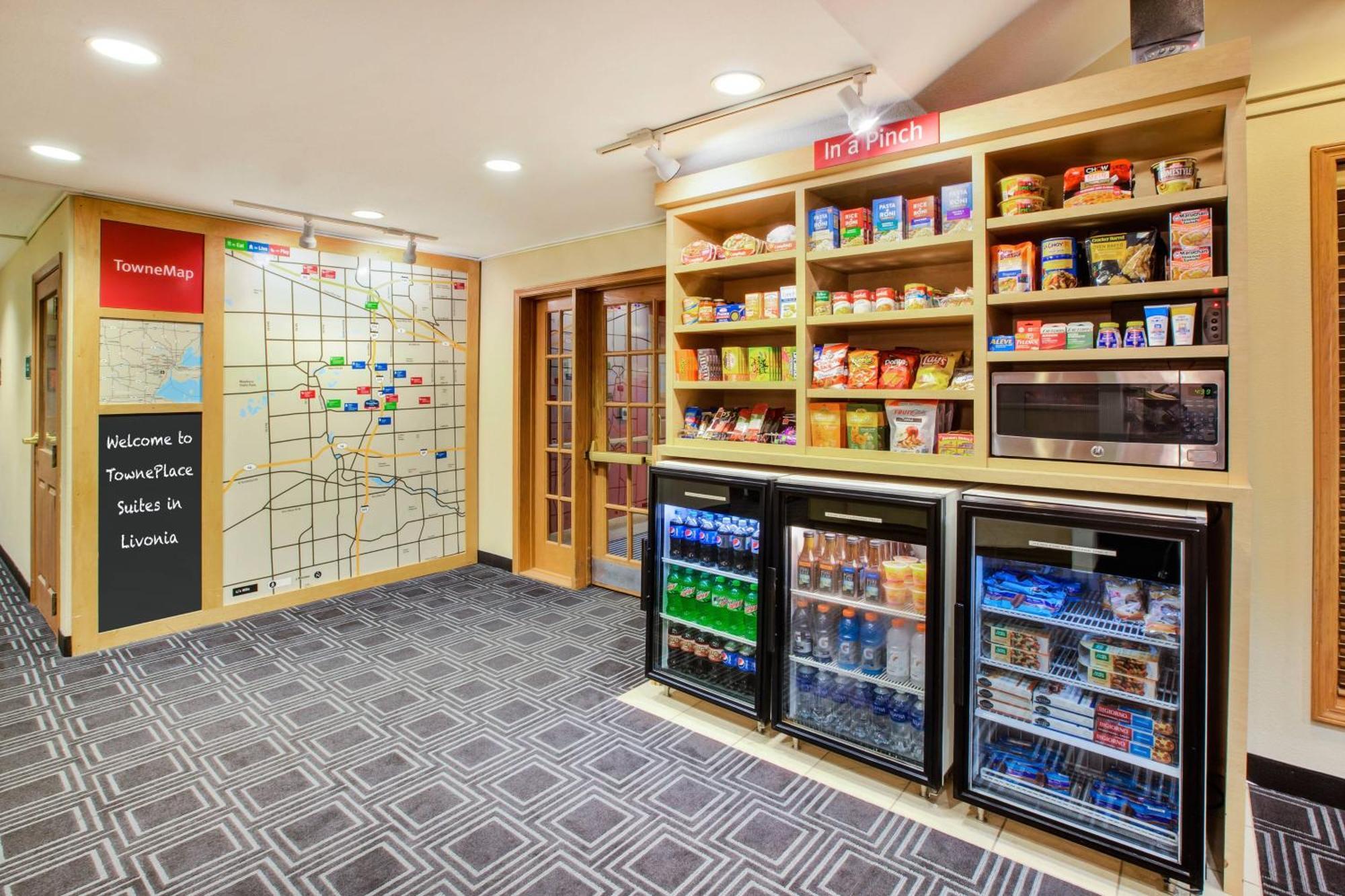 ทาวน์เพลส สวีท ดีทรอยต์ ลิโวเนีย Hotel ภายนอก รูปภาพ